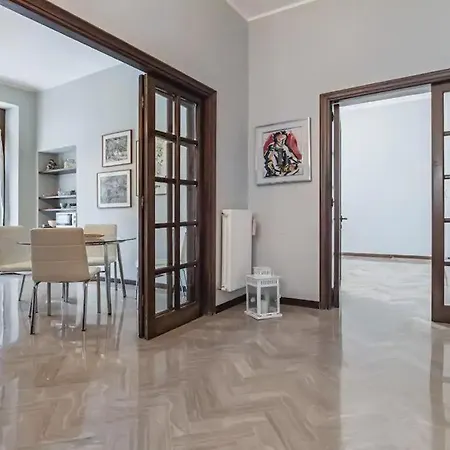Il Balcone Sul Teatro شقة لا سبيتسْيا